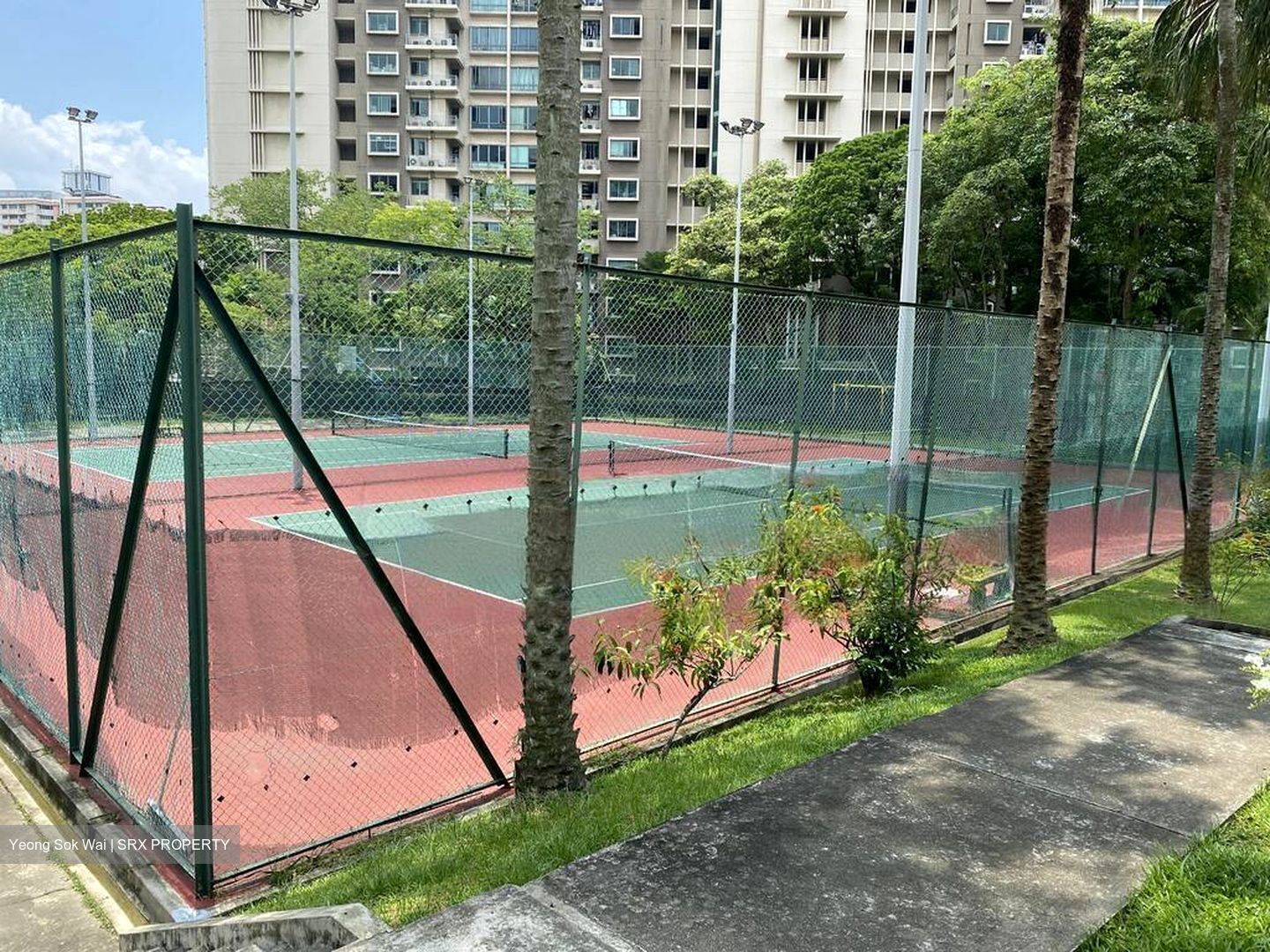Lakepoint Condominium (D22), Condominium #562230171